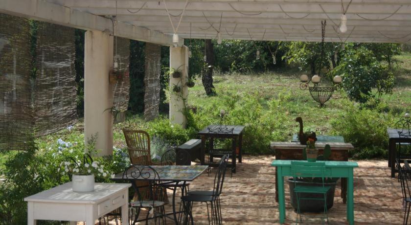 I Trulli Di Acquarossa Aparthotel Cisternino Exterior foto